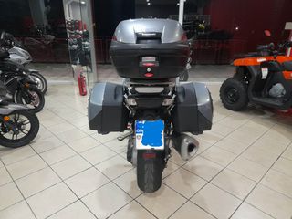 Kawasaki GTR 1400 2009-thumb-3