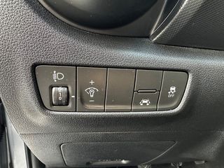 Hyundai Kona 2019 1.6 CRDI PREMIUM NAVI CAMERA APPLE CARPLAY-thumb-17