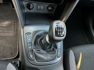 Hyundai Kona 2019 1.6 CRDI PREMIUM NAVI CAMERA APPLE CARPLAY-thumb-19