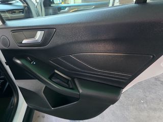 Ford Focus 2019 DIESEL FULL EXTRA-thumb-9