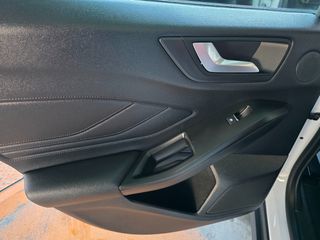 Ford Focus 2019 DIESEL FULL EXTRA-thumb-10