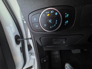 Ford Focus 2019 DIESEL FULL EXTRA-thumb-25