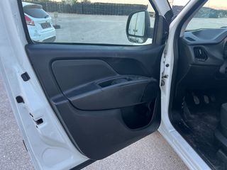 Fiat Doblo 2018-thumb-6