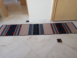 Κιλίμι-χαλάκι διάδρομος ολόμαλλο, διπλής όψης, διαστάσεων 2,25x0,50 μέτρα. Καθαρισμένο, έτοιμο για χρήση.