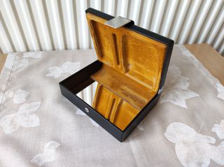Θήκη από vintage Braun sixtant 1 1961 Hans Gugelot ξυριστική μηχανή. Σε εξαιρετική κατάσταση. Διαστάσεις: 15x12x5 εκατοστά.