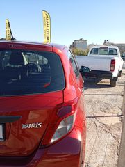 Toyota Yaris 2013 YARIS 1.3 VVTI-thumb-3