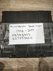 Mitsubishi space wagon. MR578553 (Mitsubishi OEM) / E2T72592H (Mitsubishi Electric)