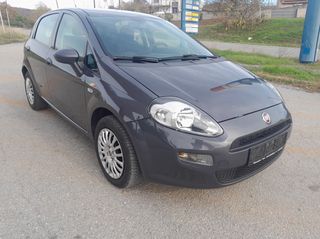 Fiat Punto 2016-thumb-2