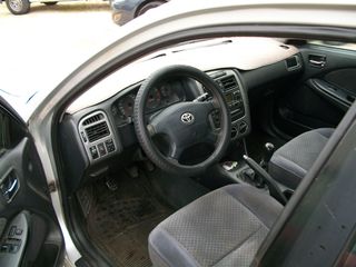 Toyota Avensis 2001 AVENSIS 1.6 VVTI-thumb-2