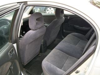 Toyota Avensis 2001 AVENSIS 1.6 VVTI-thumb-3