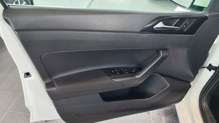 Volkswagen Polo 2024 1.0 TSI 95PS  Life-thumb-5