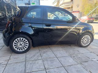 Fiat 500e 2022-thumb-8