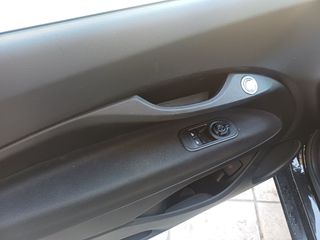 Fiat 500e 2022-thumb-19