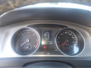 Volkswagen Golf 2017-thumb-1