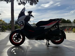 Aprilia SR GT 200 2025 SPORT-thumb-2