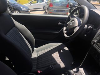 Volkswagen Polo 2014-thumb-27