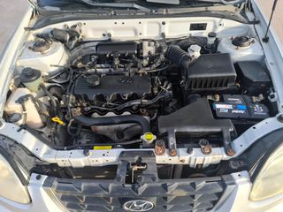 Hyundai Accent 2005-thumb-6
