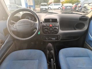 Fiat Seicento 2002-thumb-8