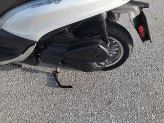 Piaggio Beverly 300 2018 ΚΤΕΟ & SERVICE ΚΑΙΝΟΥΡΓΙΟ ΣΕ ΑΡΙΣΤΗ ΚΑΤΑΣΤΑΣΗ!!!!!!!!-thumb-5