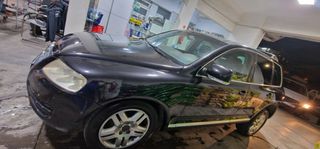 Volkswagen Touareg 2004 3.2 V6 FULL EXTRA-thumb-2