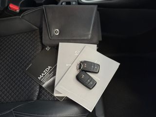 Mazda 2 Hybrid 2023 Homura-thumb-25