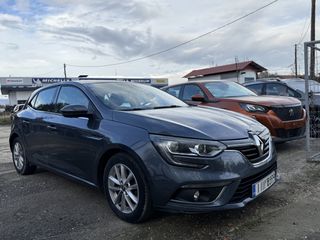 Renault Megane 2017-thumb-2
