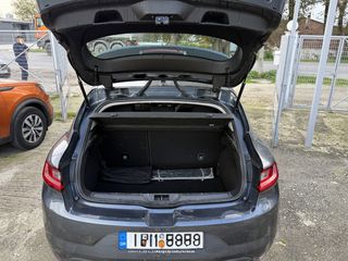 Renault Megane 2017-thumb-20