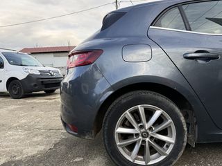 Renault Megane 2017-thumb-7