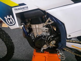 Husqvarna FC 450 2025 FC 450-thumb-8