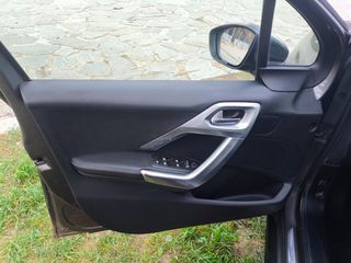 Peugeot 2008 2017 CROSSWAY -130HP-6T-NAVI-ΠΑΝΟΡΑΜΑ-GRIPCONTROL-CAMERA-ΔΕΡΜΑ-thumb-8