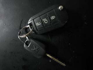 Peugeot 2008 2017 CROSSWAY -130HP-6T-NAVI-ΠΑΝΟΡΑΜΑ-GRIPCONTROL-CAMERA-ΔΕΡΜΑ-thumb-38