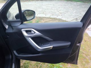 Peugeot 2008 2017 CROSSWAY -130HP-6T-NAVI-ΠΑΝΟΡΑΜΑ-GRIPCONTROL-CAMERA-ΔΕΡΜΑ-thumb-14