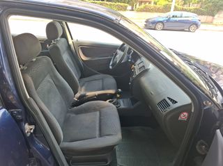Seat Cordoba 2002-thumb-12