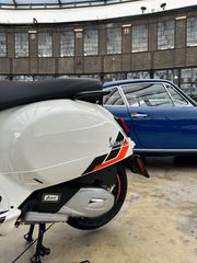 Vespa GTS Super Sport 125 2026 E5+ ATOKA KAI ME ΔΙΠΛΩΜΑ ΑΥΤΟΚΙΝΗΤΟΥ-thumb-3