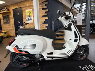 Vespa GTS Super Sport 125 2026 E5+ ATOKA KAI ME ΔΙΠΛΩΜΑ ΑΥΤΟΚΙΝΗΤΟΥ-thumb-7