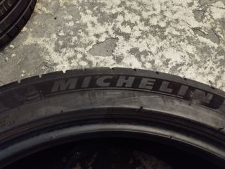 Ελαστικά 225-45-19 MICHELIN RUNFLAT 2 Τεμ.-thumb-1
