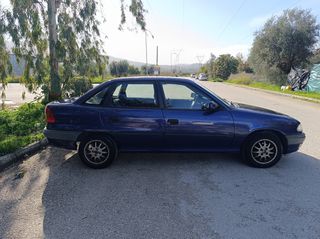 Opel Astra 1996-thumb-5