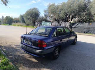 Opel Astra 1996-thumb-8