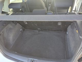 Volkswagen Polo 2015-thumb-9