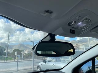 Peugeot 208 2018 SIGNATURE 1.2-thumb-11