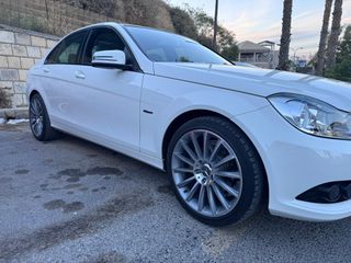 Mercedes-Benz 180 2011