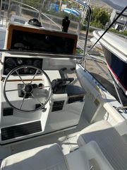 Boston-Whaler 1995 outrage-thumb-3