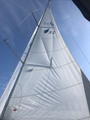 Bavaria 2012 32 Cruiser-thumb-8