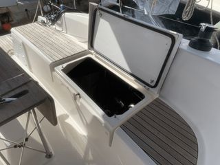 Bavaria 2012 32 Cruiser-thumb-9