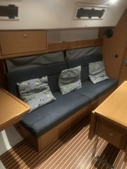 Bavaria 2012 32 Cruiser-thumb-12
