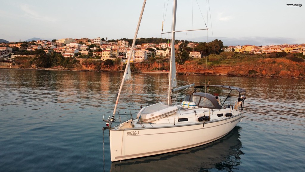 Bavaria 2012 32 Cruiser