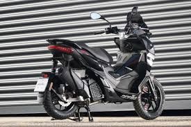 Aprilia SR GT 200 2026 Ε5+ ΕΤΟΙΜΟΠΑΡΑΔΟΤΟ-thumb-1