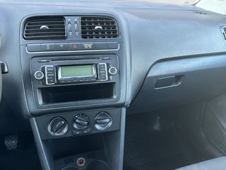 Volkswagen Polo 2010 1.2 TSI-thumb-26