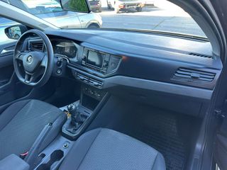 Volkswagen Polo 2019-thumb-7