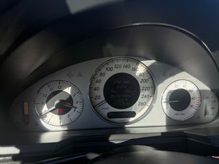 Mercedes-Benz E 200 2004-thumb-9